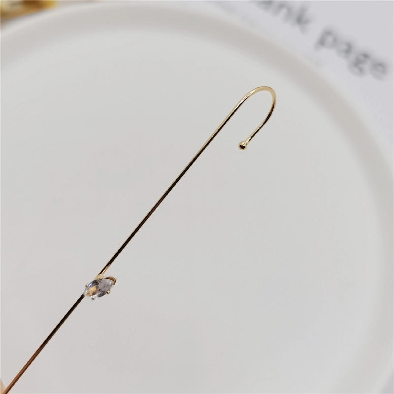 2 Pieces Trendy Zircon Ear Hook Piercing Ear Pin Female Net Red Personality Design Surrounding Ear Bone Clip Oblique Line Earrings