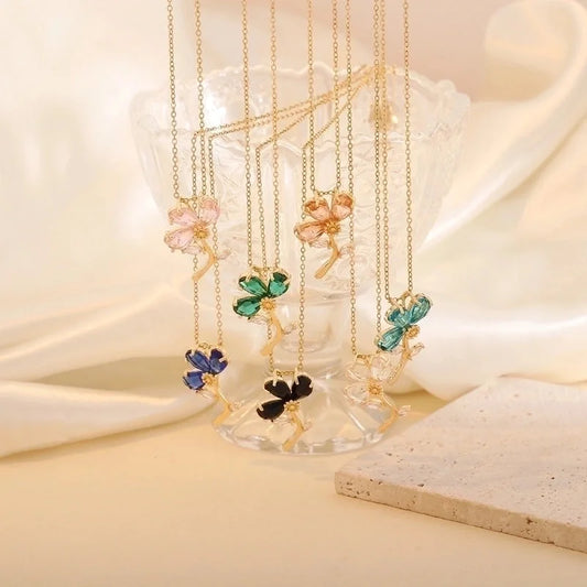 Minimalist Commute Flower 304 Stainless Steel Glass 18K Gold Plated Inlay Pendant Necklace