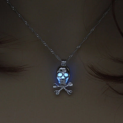 Hot-selling Luminous Openable Skull Pendant Halloween Luminous Necklace