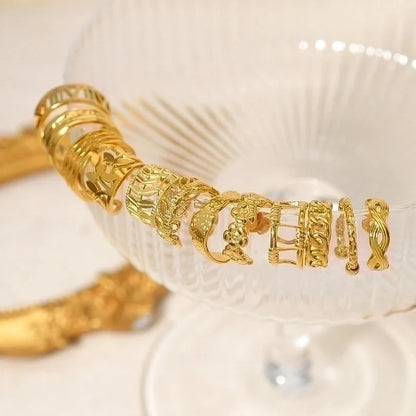 1 Piece Minimalist Leaf Roman Numeral Flower Plating 304 Stainless Steel 18K Gold Plated Ear Cuffs