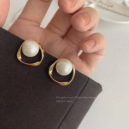 Fashion Geometric Alloy Plating Artificial Pearls Women\'s Earrings 1 Pair