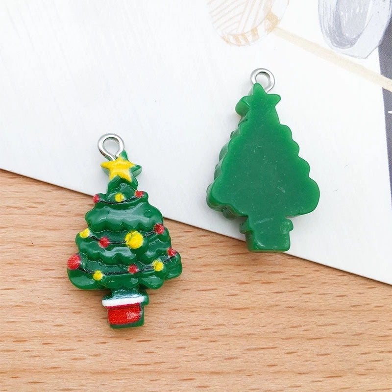 1 Piece 15 * 22mm 15 * 26mm 17 * 22mm Resin Christmas Tree Santa Claus Christmas Socks Pendant Jewelry Accessories