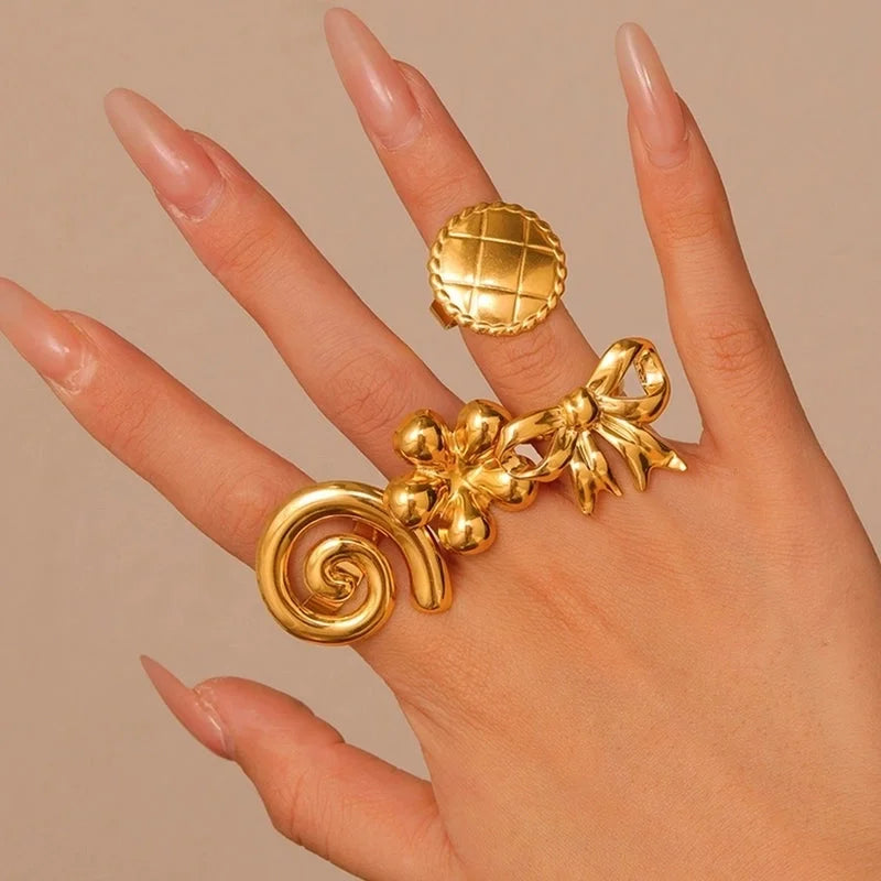 1 Piece Temperament 18K Real Gold Stainless Steel Glossy Spiral Bow Chessboard Lattice Flower Adjustable Ring Women Holiday Gift