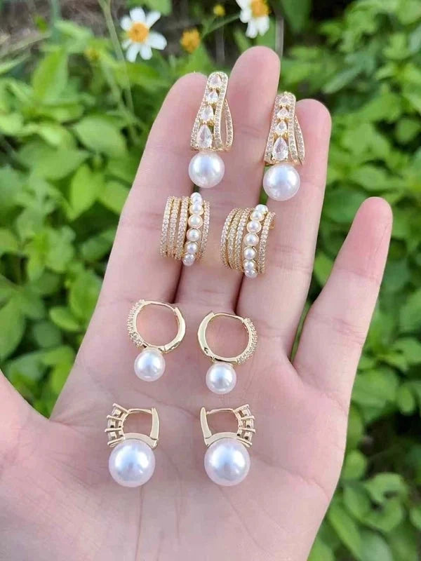 1 Pair/Package Modern Style Minimalist Round Polishing Copper Acrylic Pearl Zircon 18K Gold Plated Earrings