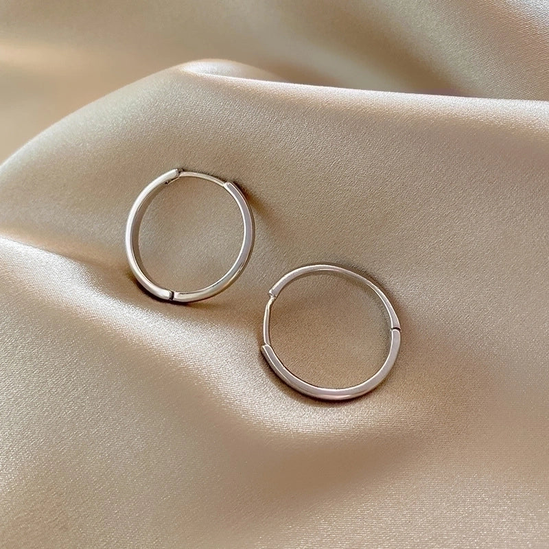 2 Pieces Retro Square Flower Twist Inlay Copper Artificial Pearls Opal Zircon Copper Earrings