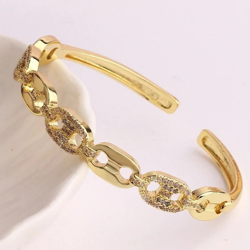 Hip-hop Pig Nose Smile Face Leopard Copper 18k Gold Plated Zircon Bangle In Bulk