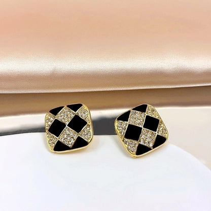 Fashion Round Heart Shape Flower Brass Inlay Artificial Pearls Rhinestones Opal Ear Clips 1 Pair