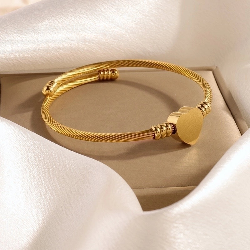 Minimalist Heart Shape 304 Stainless Steel Bangle In Bulk