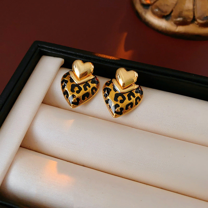 Luxurious Heart Geometric Heart Copper Electroplating Earrings