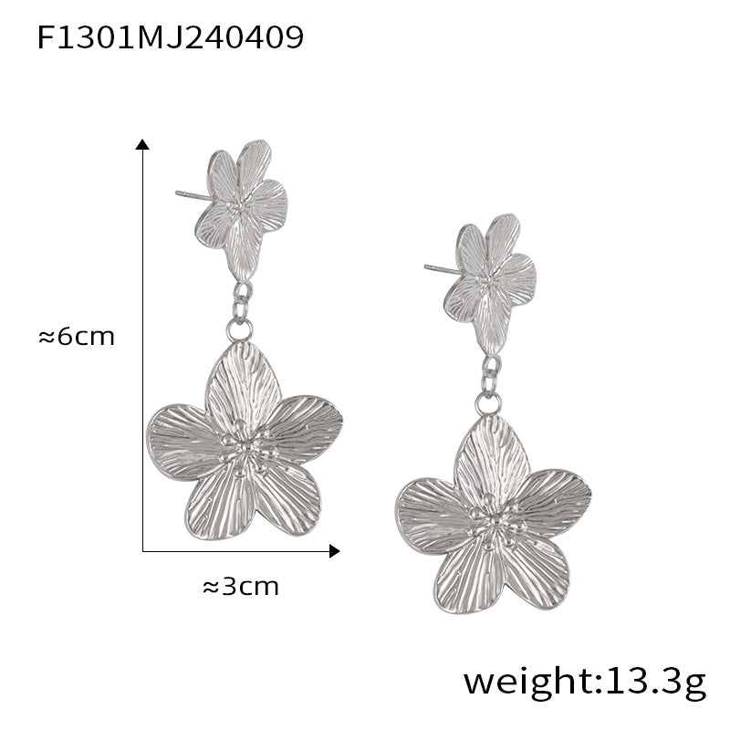 1 Pair Casual Sweet Minimalist Flower Petal Butterfly Inlay 304 Stainless Steel Pearl 18K Gold Plated Drop Earrings