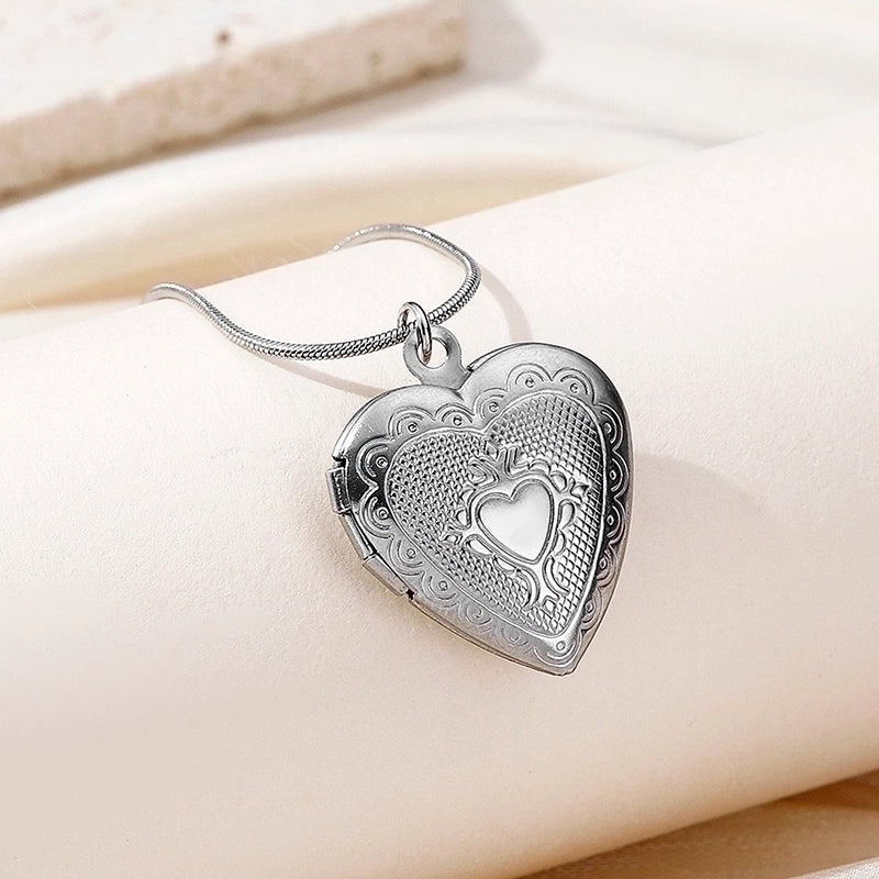 Vintage Style Classic Style Square Oval Heart Shape 304 Stainless Steel Plating Pendant Necklace