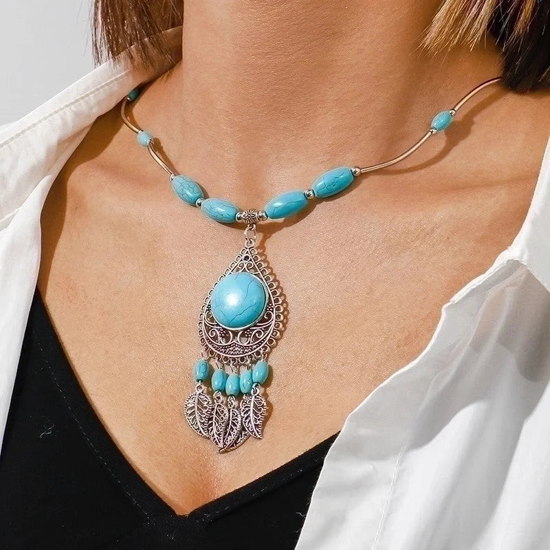 1 Piece Ethnic Style Round Heart Shape Flower Alloy Turquoise Plating Necklace