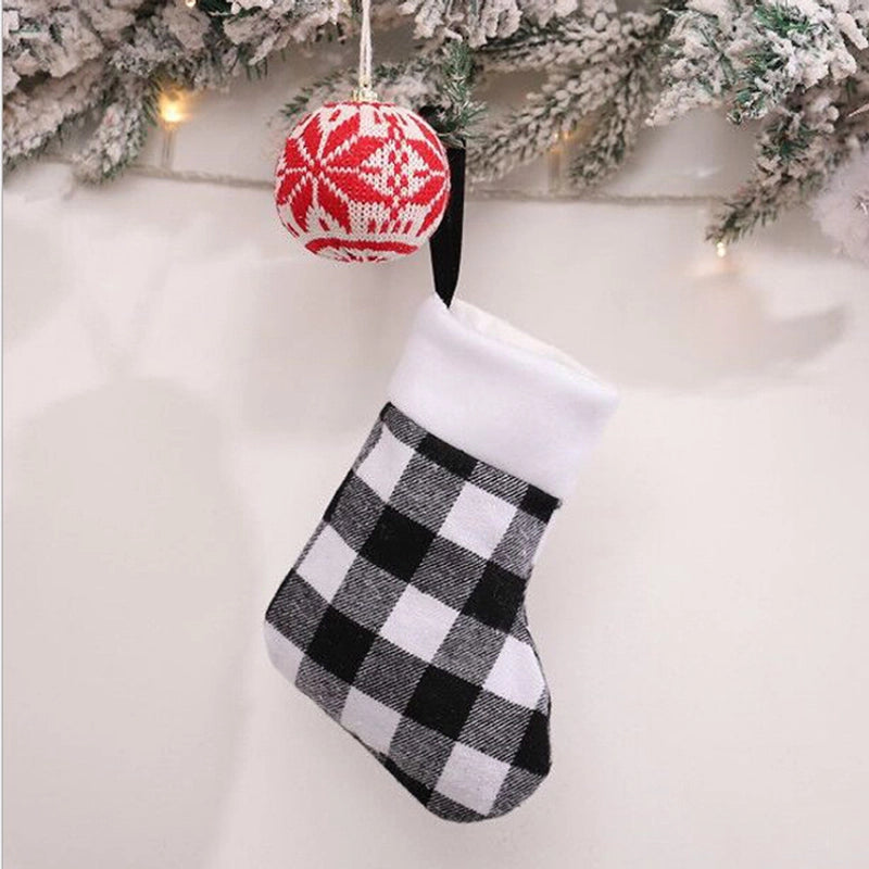 Christmas Decorations Red Black Plaid Black And White Plaid Plush Christmas Stockings Hanging Gifts Candy Bag Pendant