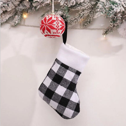 Christmas Decorations Red Black Plaid Black And White Plaid Plush Christmas Stockings Hanging Gifts Candy Bag Pendant