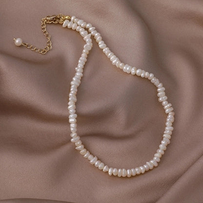 Alloy Freshwater Pearl Copper Fashion Solid Color Irregular Necklace