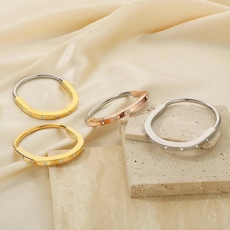 5 Pieces Minimalist Solid Color 304 Stainless Steel 18K Gold Plated Bangle In Bulk