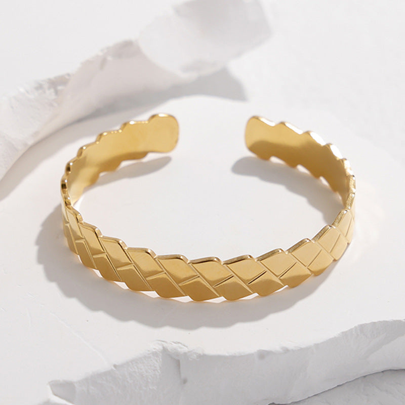 2 Pieces Expressive Stripe Stainless Steel Electroplating Bangles