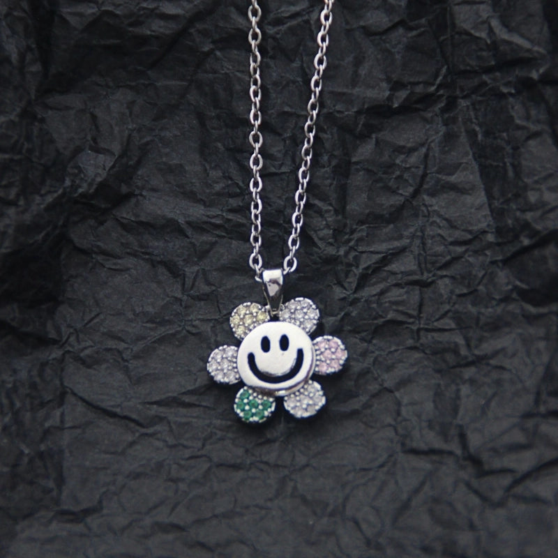 10 Pieces Casual Elegant Basic Moon Heart Shape Bow Knot Titanium Steel Copper Zircon Plating Inlay Pendant Necklace