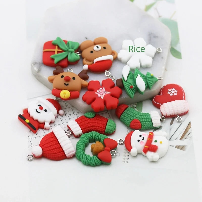 DIY Jewelry Accessories Resin Christmas Series Pendant Christmas Snowflake Hat Bear Key Chain Pendant Pendant