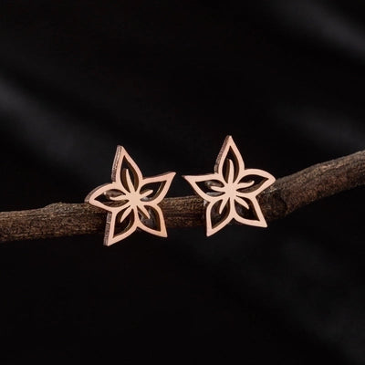 1 Pair Cute Minimalist Dog Cat Flower Polishing Hollow Out 304 Stainless Steel 18K Gold Plated Ear Studs