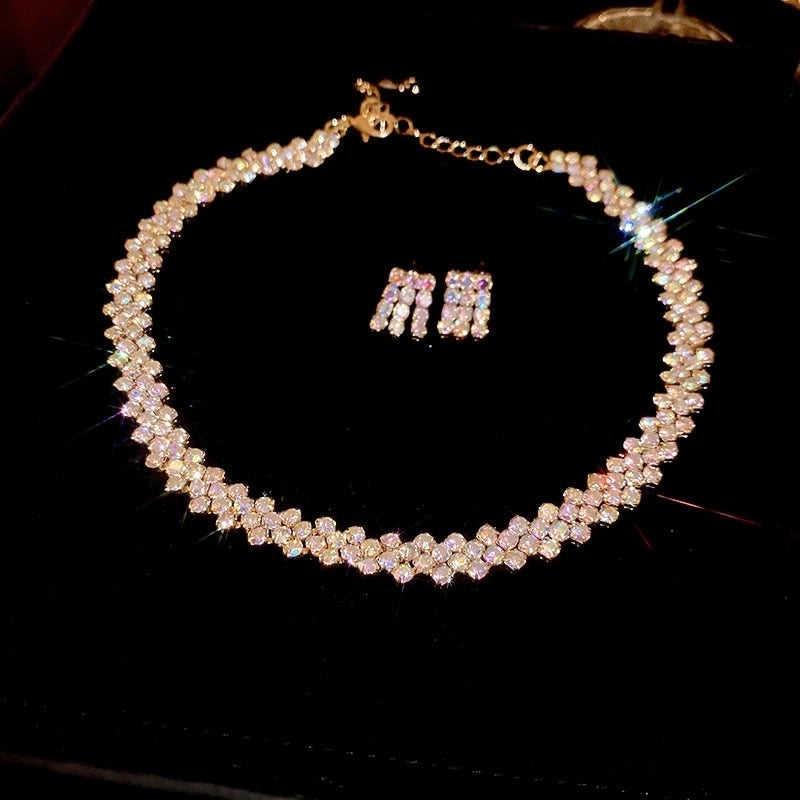 Explosions Zircon Diamond Geometric Necklace Earrings Suit Light Luxury Clavicle Chain High Sense Temperament Jewelry