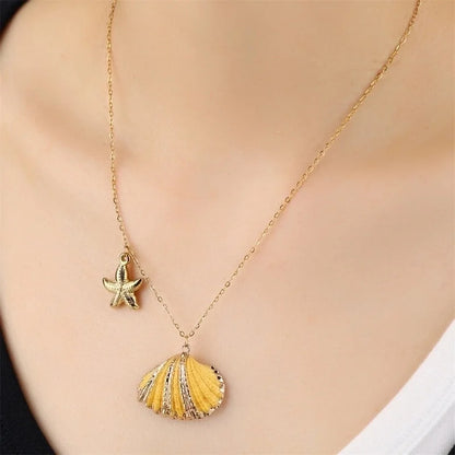 Minimalist Classic Style Shell 304 Stainless Steel Patchwork Inlaid Shell Pendant Necklace