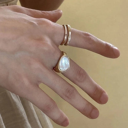 Fashion Round Copper Plating Inlay Artificial Gemstones Rings 1 Piece