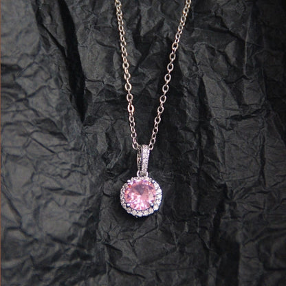 10 Pieces Casual Elegant Basic Moon Heart Shape Bow Knot Titanium Steel Copper Zircon Plating Inlay Pendant Necklace