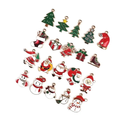 10 PCS/Package Zinc Alloy Christmas Hat Christmas Tree Santa Claus Pendant Jewelry Accessories
