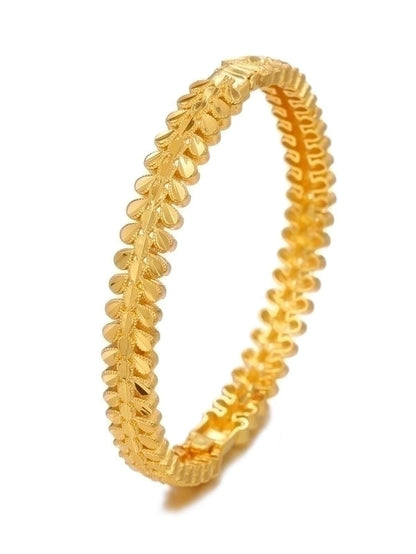 Minimalist Classic Style Solid Color Copper 18k Gold Plated Bangle In Bulk