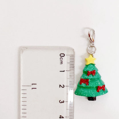 1 Piece 30mm Resin Santa Claus Snowman Elk Pendant Melon Seed Buckle Jewelry Accessories