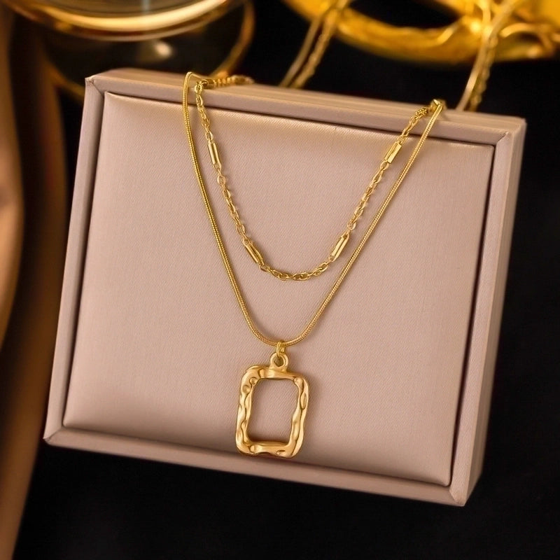 304 Stainless Steel 18K Gold Plated Minimalist Plating Inlay U Shape Heart Shape Acrylic Artificial Rhinestones Plastic Pendant Necklace