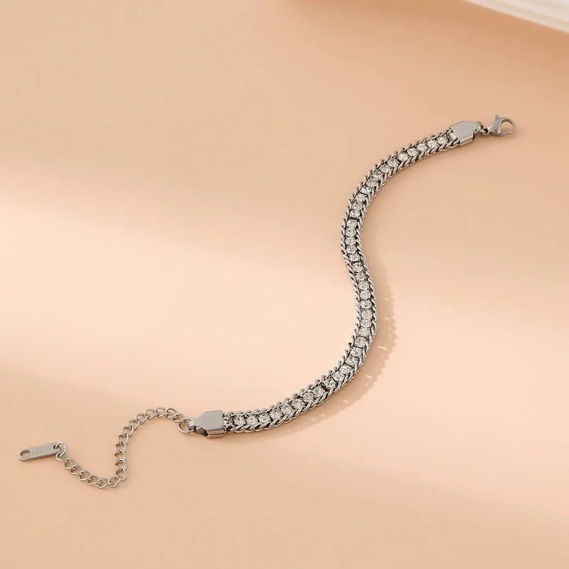 Elegant Glam Minimalist Geometric 304 Stainless Steel 18K Gold Plated Rhinestones Bracelets In Bulk