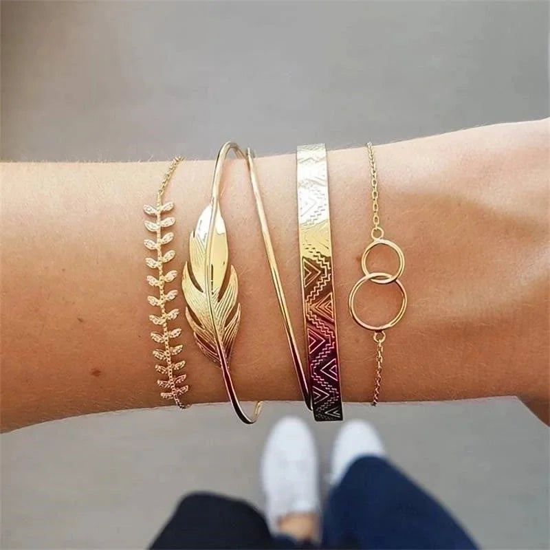 Vintage Style Punk Minimalist Moon Leaves Arrow Alloy Gold Plated Silver Plated Artificial Diamond Rhinestones Bracelets Bangle In Bulk