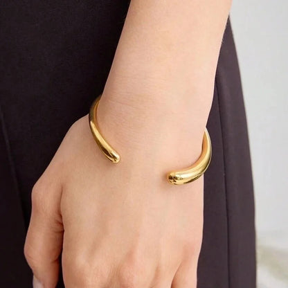 Vacation Minimalist IG Style Solid Color 304 Stainless Steel 18K Gold Plated Cuff Bracelets Wide Bracelet Bangle In Bulk