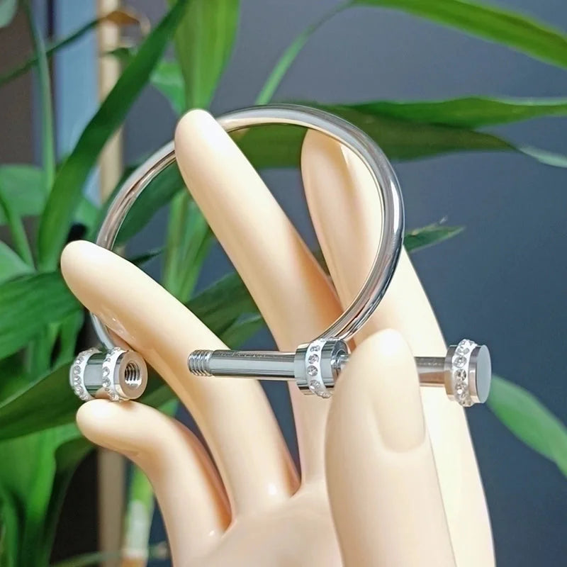 Elegant Luxurious Round Titanium Steel 18K Gold Plated Rhinestones Bangle In Bulk