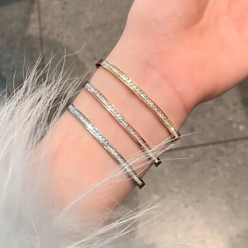 Titanium Steel Elegant Minimalist Round Plating Inlay Zircon Bangle