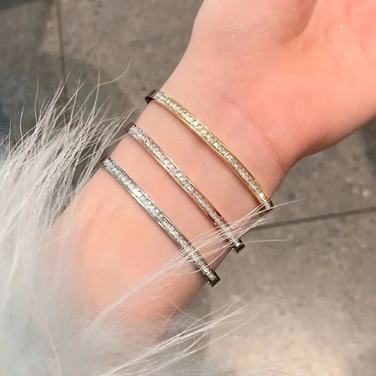 Titanium Steel Elegant Minimalist Round Plating Inlay Zircon Bangle