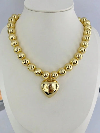 Casual Minimalist Classic Style Heart Shape 18K Gold Plated Brass Pendant Necklace