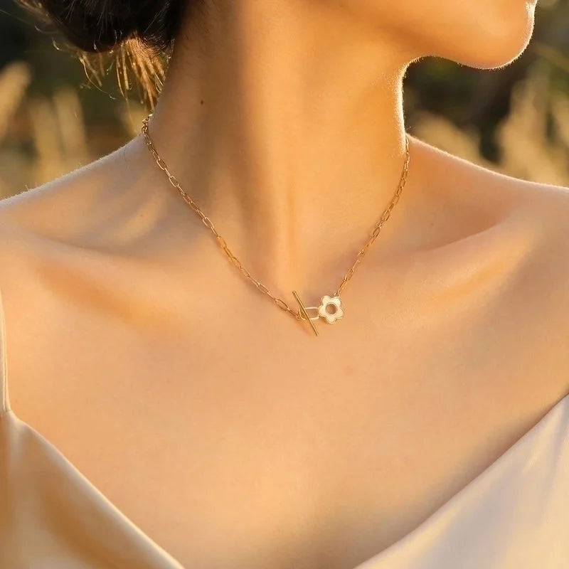 Stainless Steel Copper 18K Gold Plated IG Style Toggle Inlay Round Heart Shape Flower Shell Zircon Necklace