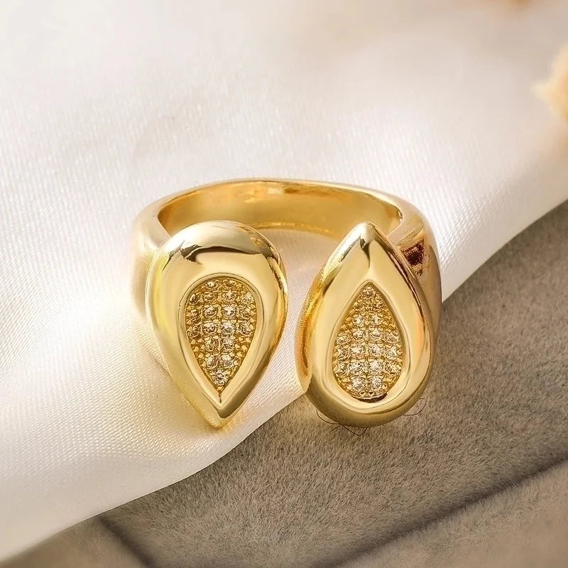 Retro Minimalist Commute Water Droplets Heart Shape Copper Inlay 18K Gold Plated Zircon Open Rings